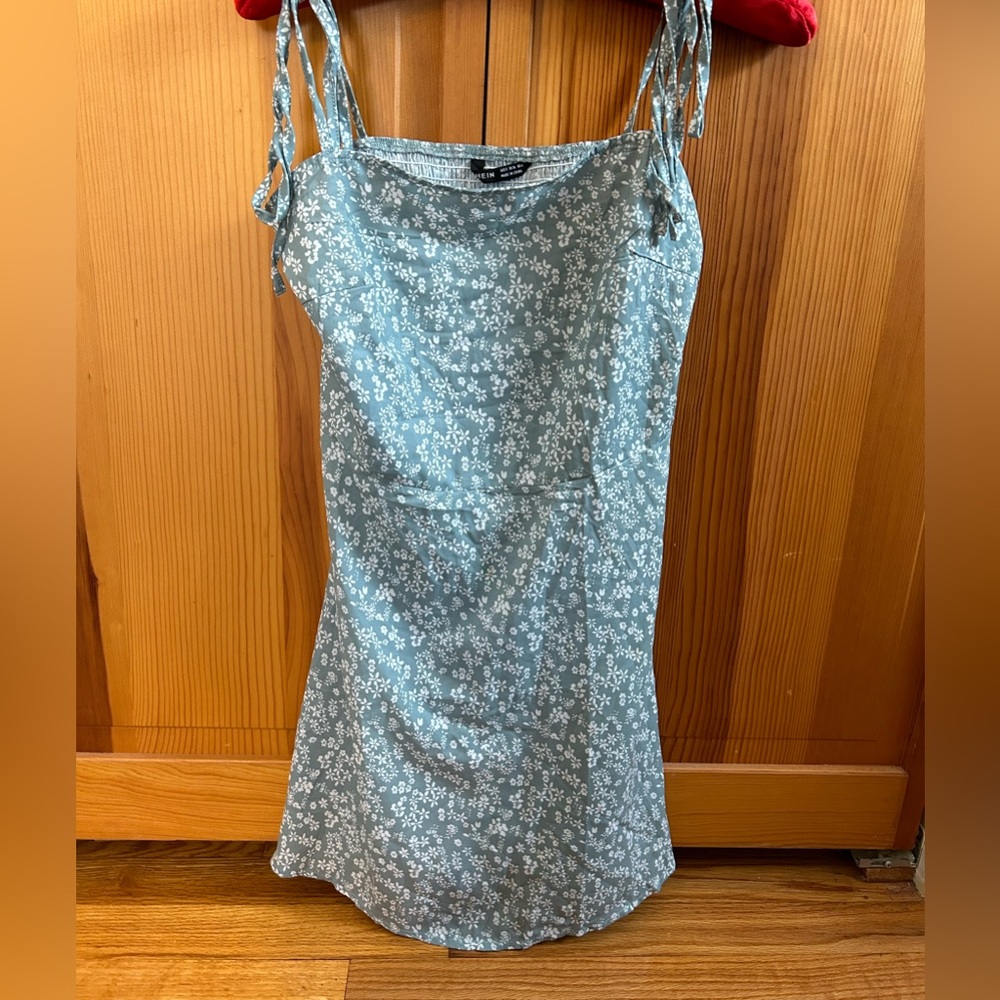 Shein girls dress.  Size small.